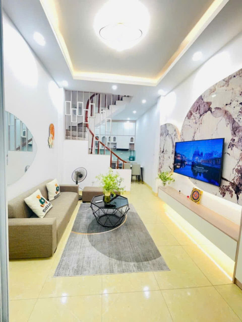 BÁN GẤP NHÀ LÔ GÓC TT HÀ ĐÔNG 4 TẦNG – 35m2 – HƠN 5,5 TỶ - NGÕ RỘNG