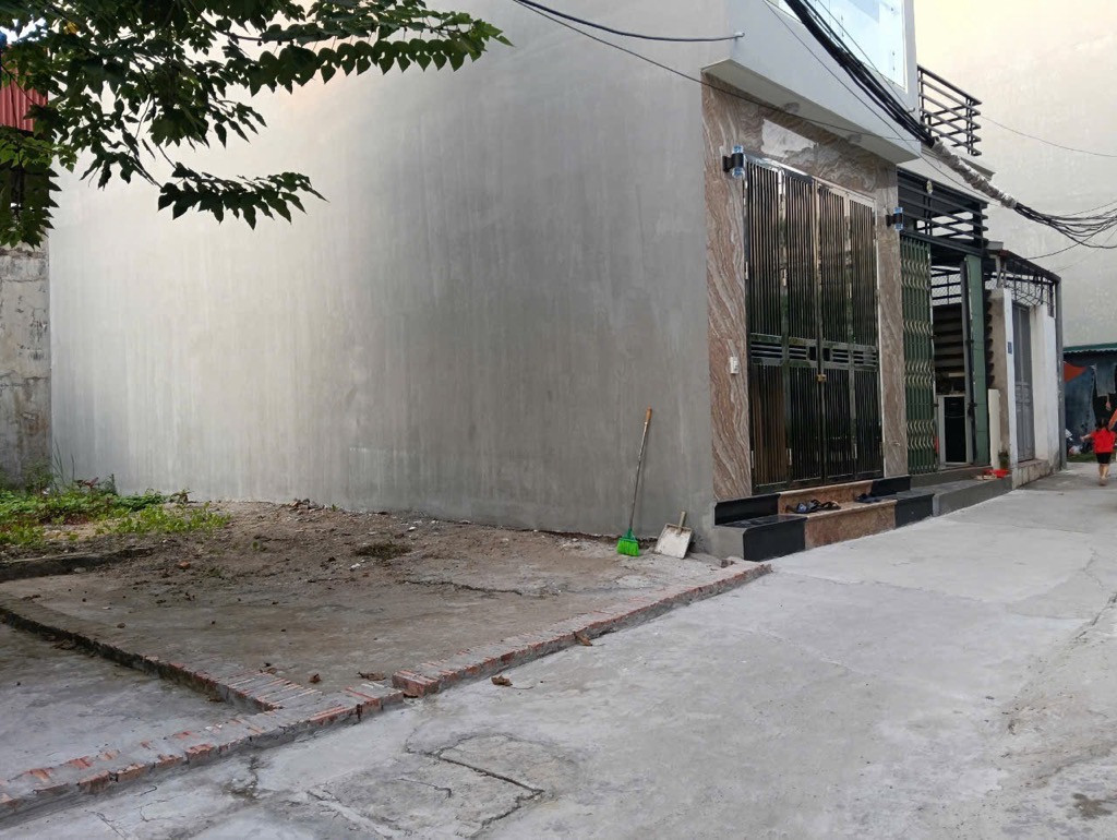 Cần vốn kinh doanh, giảm 100tr bán nhanh mảnh đất tâm huyết  ở Viên Ngoại, Gia Lâm.