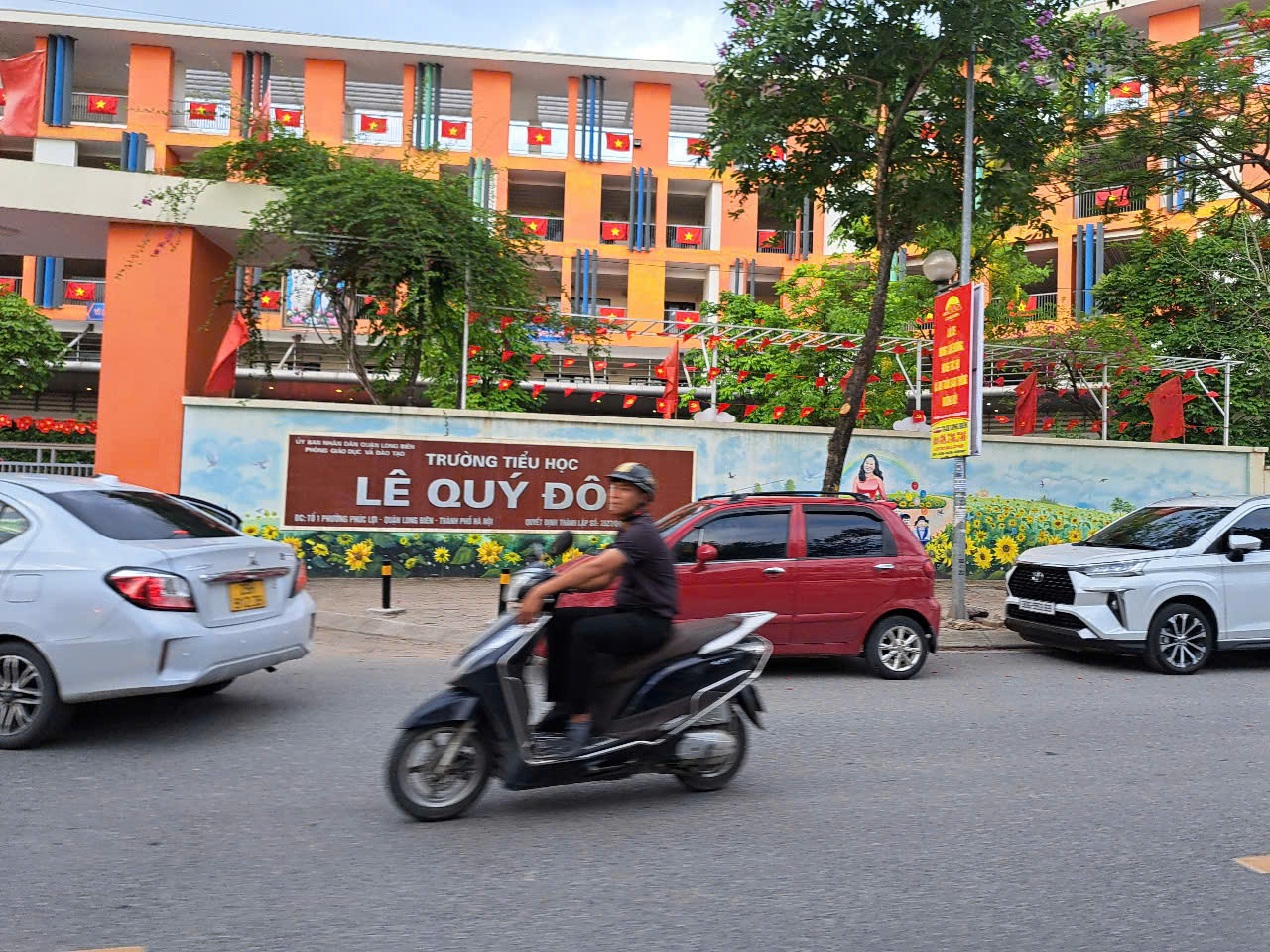 CHÍNH CHỦ BÁN GẤP LÔ ĐẤT PHÚC LỢI - LONG BIÊN 🔑
🌍 Lý do bán: Gia đình cần tiền cho con đi du học nước ngoài