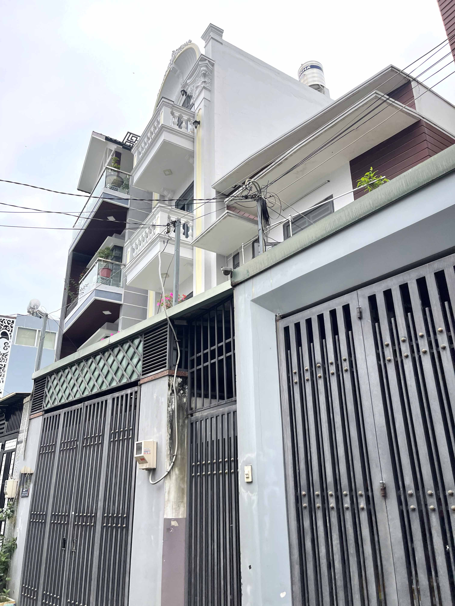 Bán nhà mặt tiền Hiệp Phú 150m² – kinh doanh sầm uất – giá chỉ 7.99 tỷ – thu nhập 17tr/tháng