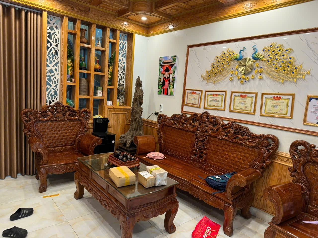 Bán nhà đẹp mới xây ở đường Đào tấn, Đồng tâm, Vĩnh Yên giá hơn 4 tỷ