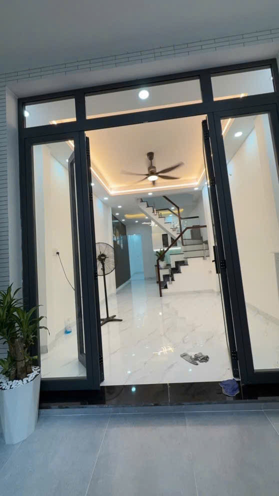 BÁN NHÀ SÁT MẶT TIỀN HUỲNH TẤN PHÁT, QUẬN 7 – GIÁ CHỈ 5.3 TỶ, GỌI NGAY 0938827657 MS TUYỀN