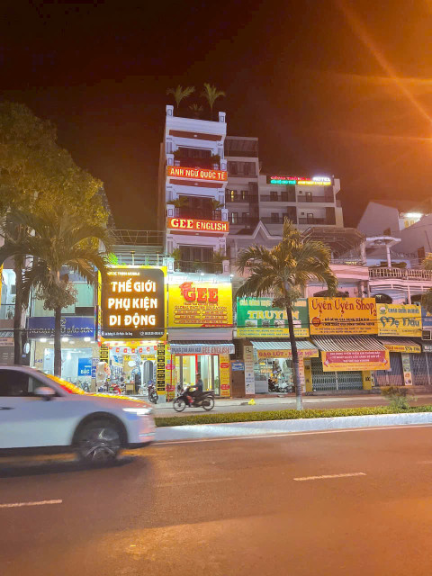 🔥BÁN NHÀ MẶT TIỀN ĐANG CHO THUÊ 15TR/TH ĐƯỜNG 2-4 VĨNH PHƯỚC TP NHA TRANG