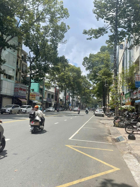 ***19 TỶ TL, Nhà Mặt Tiền An Dương Vương Chuyên Showroom Ôtô Quận 5**