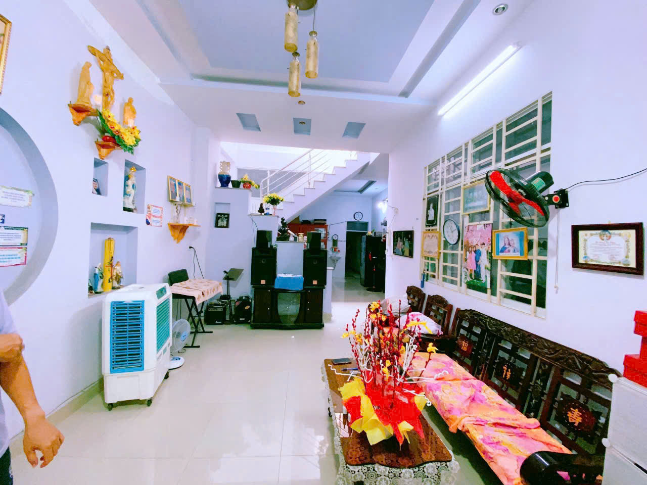 Bán nhà lầu P. Tam Hiệp, gần chợ Lý Văn Sâm, đường oto chỉ 3,6 tỷ