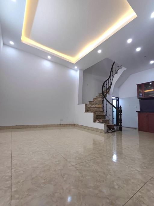 NHÀ ĐẸP MINH KHAI – 30M² – 5 TẦNG – 6.3 TỶ