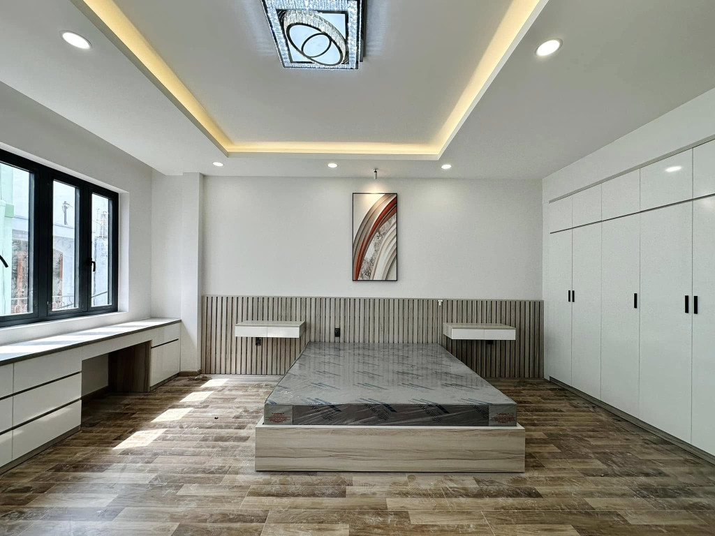 CCMN CẦU DIỄN 72M2X5 TẦNG,THANG MÁY,XÂY MỚI,PHÒNG THUÊ XỊN, OTO LÝ THUYẾT,13TỶ