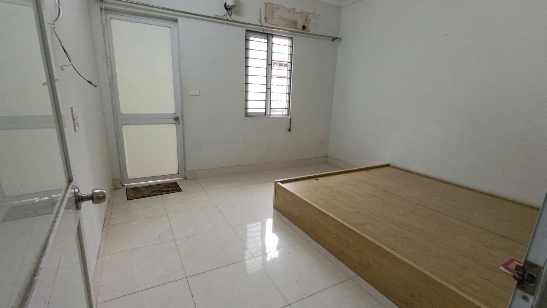 Bán gấp nhà Nguyễn VĂn Đậu- P.11- Bình THạnh - 52m2 - HXH tránh - không QH - xây cao tầng - giá chỉ 5.9 tỷ