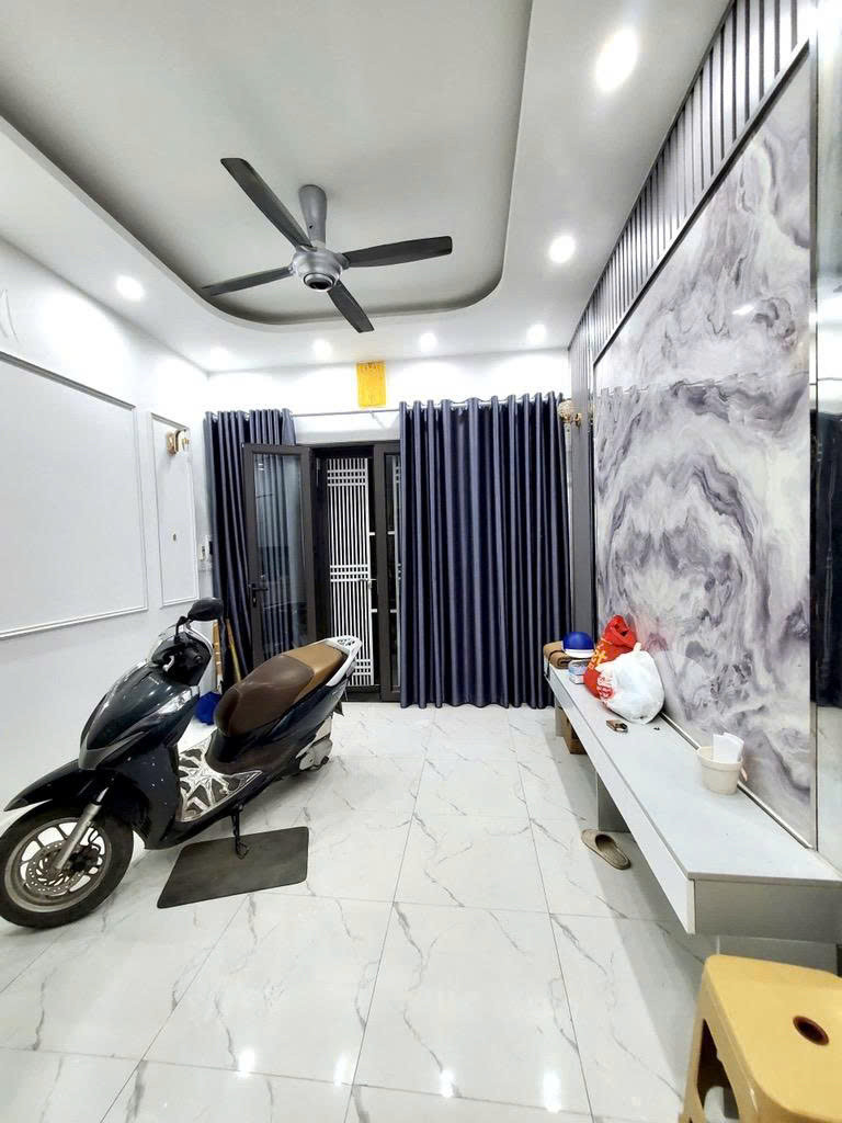 💥CHÍNH CHỦ GỬI BÁN GẤP NHÀ MẠC THỊ BƯỞI – GẦN TIMES CITY – CHỈ 5.85 TỶ!💥 Liên hệ: 0383 150 180