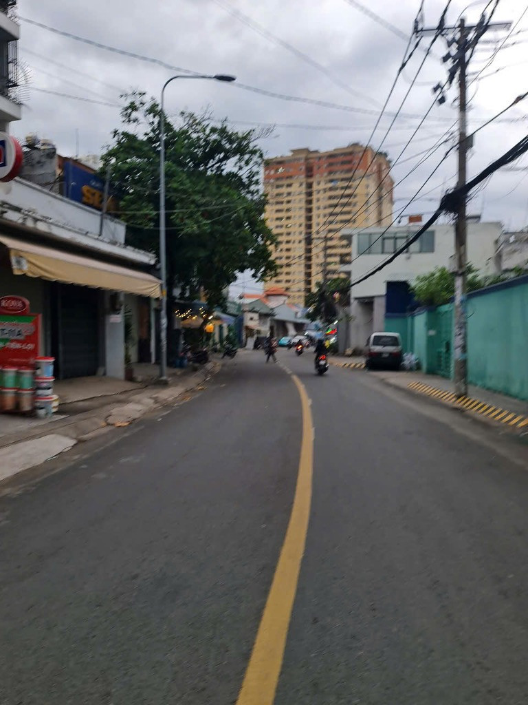 Bán nhà 2 tầng  mặt tiền đường Trương Phước Phan Phường Bình Trị Đông Quận Bình Tân
