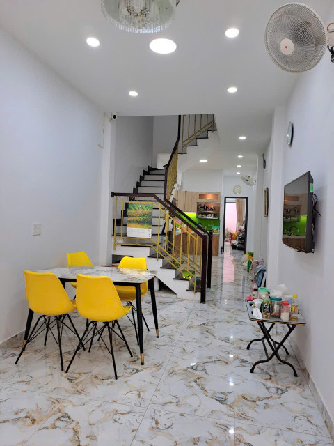 Top nhà xinh rẻ 1 trệt 3 lầu Nguyễn Kiệm Phú Nhuận TP.HCM