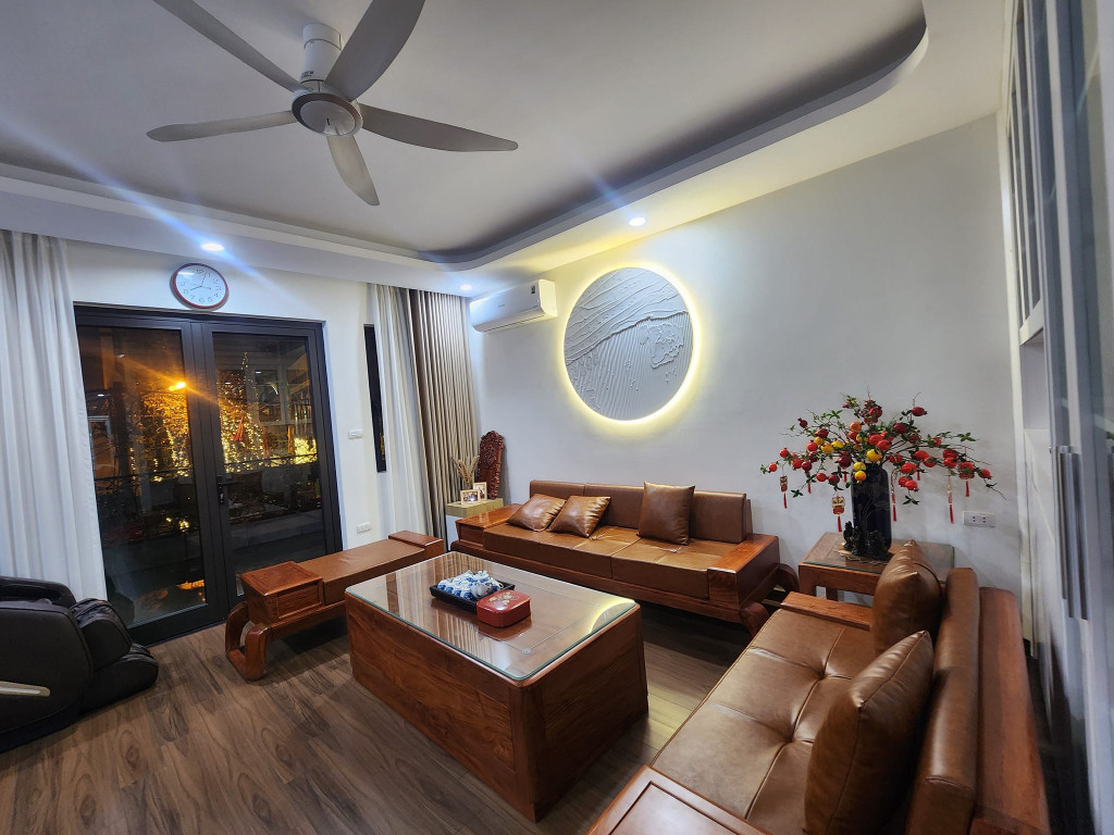 Bán nhà mặt phố Phùng Hưng, 55m2, mặt tiền 3.5m, 33 tỷ, dòng tiền 45 triệu/tháng