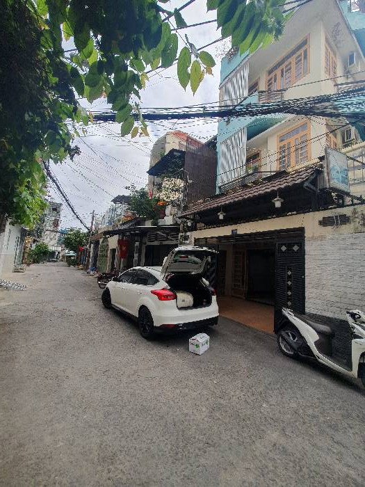 Bán nhà Nguyễn Thị Tần 5x25 đẹp 4 tầng chỉ 12 tỷ 8