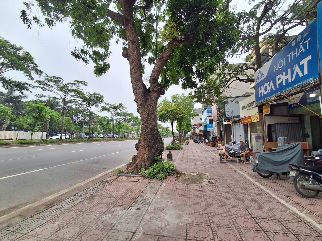 💢💢 SIÊU HIẾM – MẶT PHỐ NGÔ GIA TỰ – 2 MẶT NGÕ – VỈA HÈ RỘNG – KINH DOANH ĐỈNH CAO 💢💢
📍 Vị trí: Ngô Gia Tự, Long Biên – Lô góc, mặt phố cực hiếm
🏠 Diện tích: 66m² – Mặt tiền 2.8m
💰 Giá chào: 17.6 tỷ