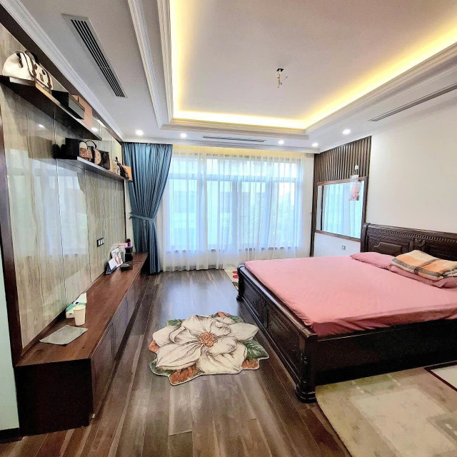 BÁN LIỀN KỀ VIN HÀM NGHI - 98M² x 5 TẦNG THANG MÁY - FULL NỘI THẤT - KINH DOANH- GIÁ 42 TỶ