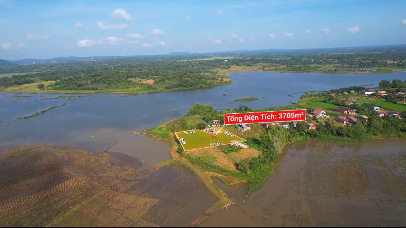 Chủ đi định cư nn bán gấp 3300m2 đất thổ cư view hồ trong khu dân cư.