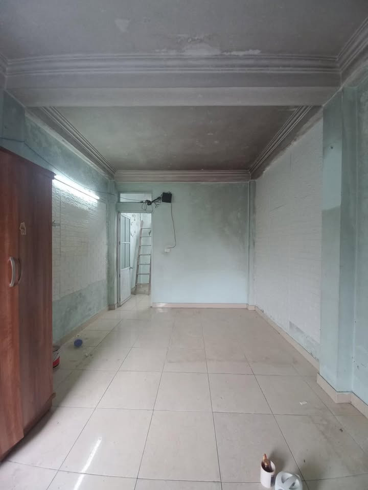 Bán nhà nát - Chợ Cây Quéo - Hoàng Hoa THám - 83m2 ( 7 x 12) - HXH 7 chỗ - sổ vuông - chỉ 6.x