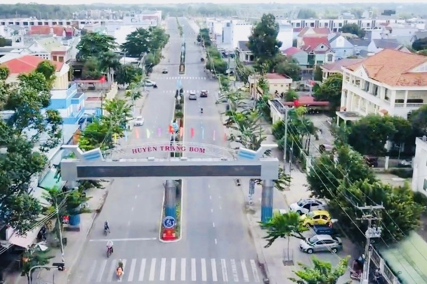 Bán nhà trọ Trảng Bom, 1 kiot và 4 phòng, giá 2.6 tỷ