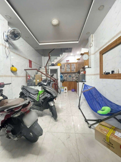 NHÀ ĐƯỜNG TRƯỜNG TRINH - TÂN BÌNH - 1 TRỆT 2 LẦU SÂN THƯỢNG - NỞ HẬU - SHR - DÒNG TIỀN 9TR/ THÁNG - GIÁ CHỈ 3.6 TỶ
