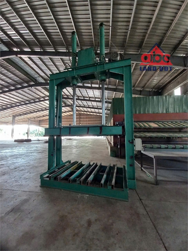 X080 chuyển nhượng nhà xưởng cá nhân sẵn sổ với giá hấp dẫn trên diện tích đất rộng lớn