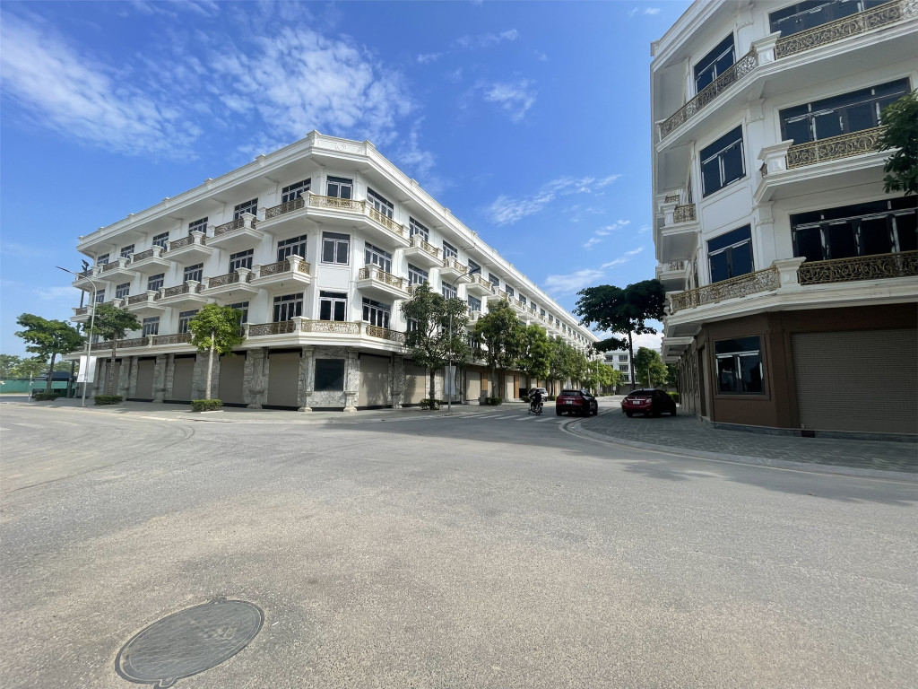 CĂN 60M2 CUỐI CÙNG. MẶT HÀ HUY TẬP,  SẴN SỔ, GIAO NHÀ NGAY.  LH: 0966 343 969