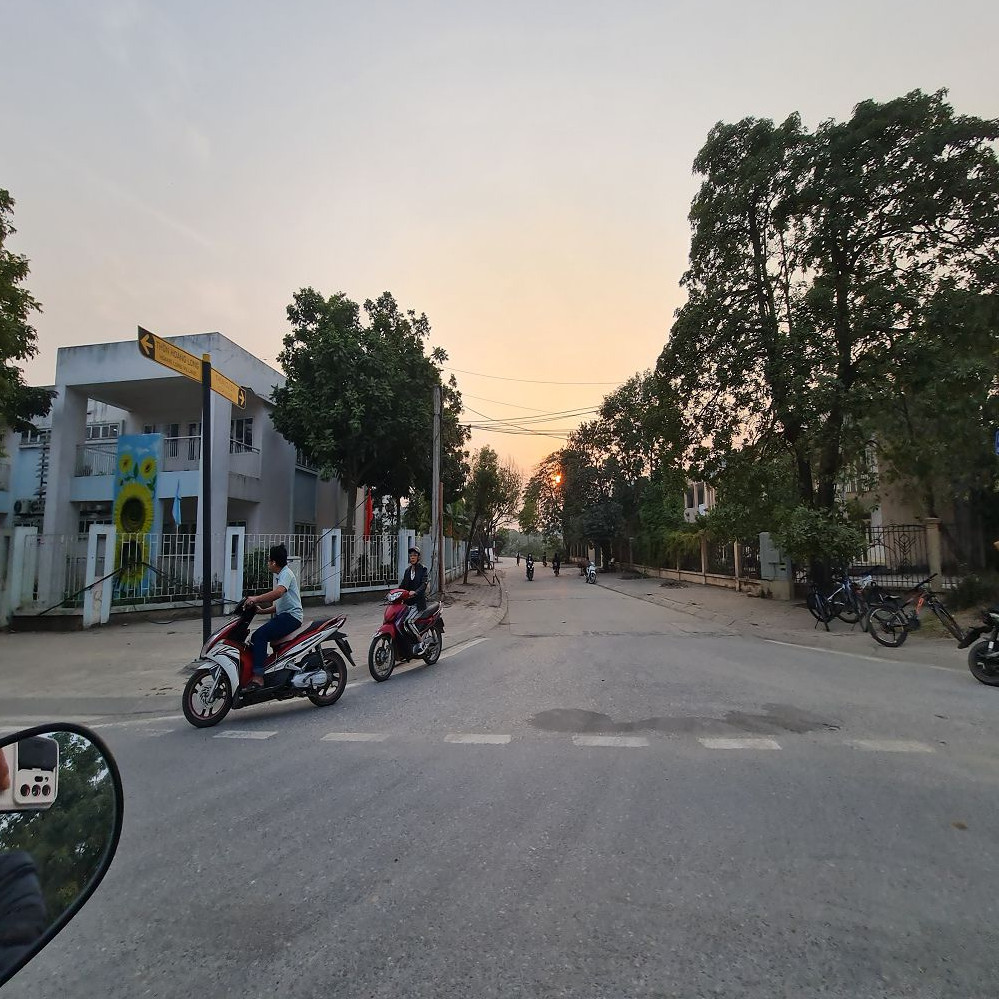 Nhỉnh 5 tỷ có 66m2 ô tô thông tại Kiêu Kỵ, Gia Lâm, Hà Nội. Lh 0989894845