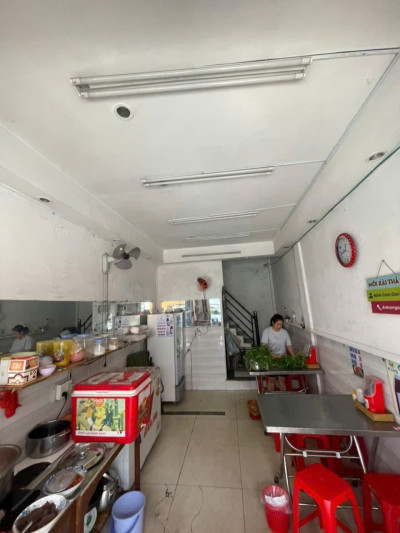 VIP VỊ TRÍ SIÊU MẶT TIỀN VIP KINH DOANH SẦM UẤT NHẤT ĐƯỜNG NGUYỄN KIỆM PHƯỜNG 4 PHÚ NHUẬN.
3 TẦNG BTCT CHỈ 4.3 TỶ.