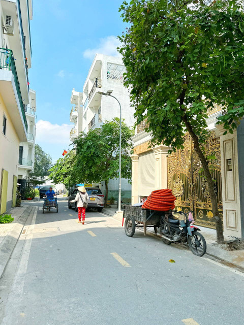BÁN GẤP KHU PHÂN LÔ ĐỒNG BỘ - SỔ VUÔNG A4 - KHÔNG LỖI PHONG THỦY - BÌNH HƯNG HOÀ - QUẬN BÌNH TÂN - NHỈNH 6 TỶ. -54m2, 5 tầng 4.mx 13.5m