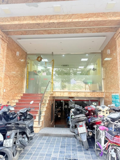 Nhà Mặt Phố quận Cầu Giấy 6 tầng MT 6m, giá 30 tỷNhà Phố 6 tầng MT 6m, giá 30 tỷ