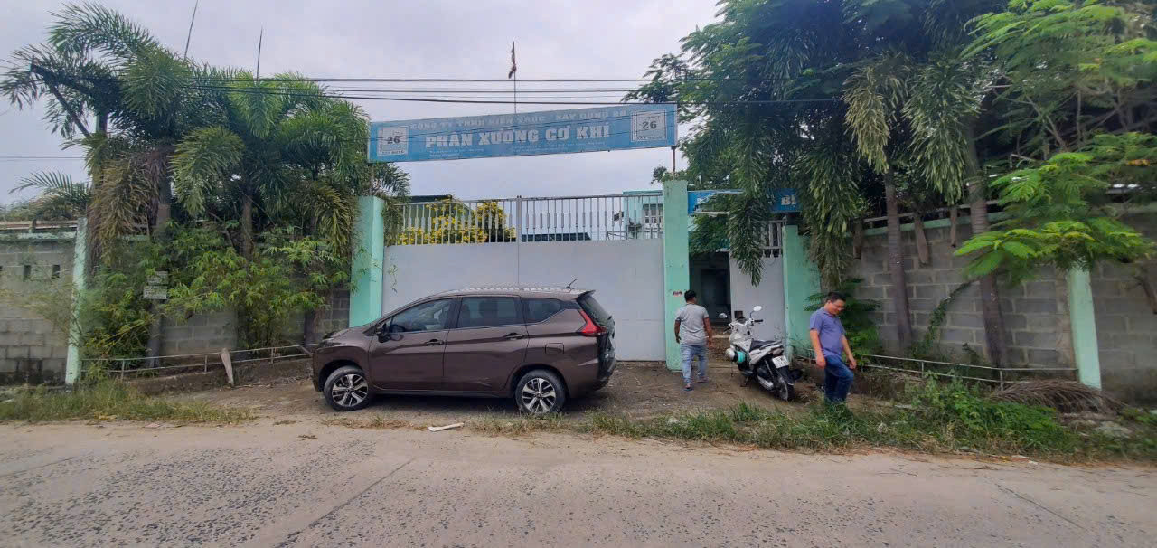 Bán lô đất Mặt Tiền HL45 Qh 3 Mặt Tiền - Vĩnh Thạnh - Nha Trang . diện tích :1781m2  Giá 17ty mọi thông tin chi 
 tiết vui lòng liên hệ  : Ngọc Bích land