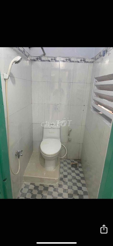 Bán Nhà Mặt Tiền 7 Hộ Ở - Nhà Tập Thể (Bán Tầng 4 + Sân thượng) Mặt Tiền Lê Văn Sỹ, Phường 1, Tân Bình