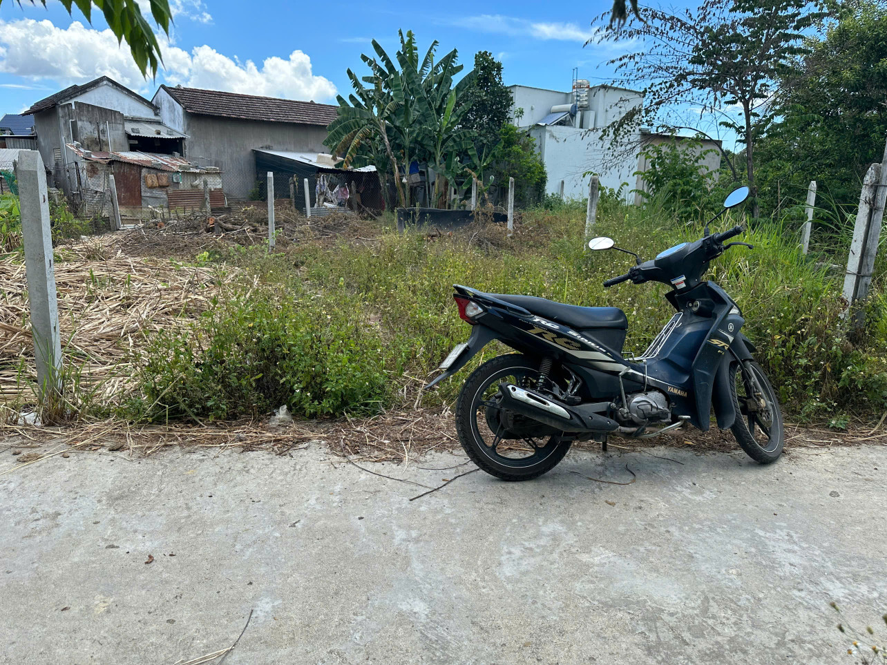 Đất Võ Dõng, Vĩnh Trung,
- đường rộng 3,8m
- khu dân cư ổn định
- Dt: 93,2m full thổ
- Giá 1 tỷ 299tr - Liên heeh : Phạm hải Land