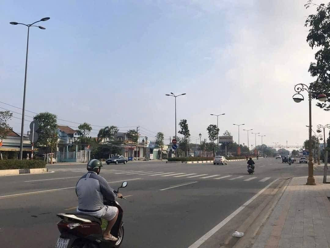 NHÀ MẶT TIỀN Đ.PHẠM NGỌC THẠCH [517m²] TDM . 2 TẦNG