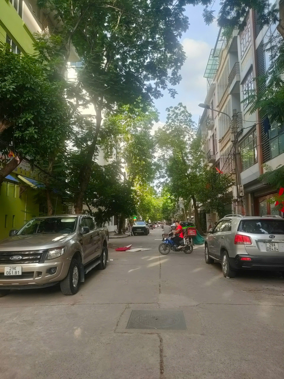 BÁN NHÀ CÀU GIẤY, PHÂN LÔ, ÔTÔ TRÁNH, VỈA HÈ KINH DOANH, DT 61M2, MT 5.1M,  GIÁ 22 TỶ