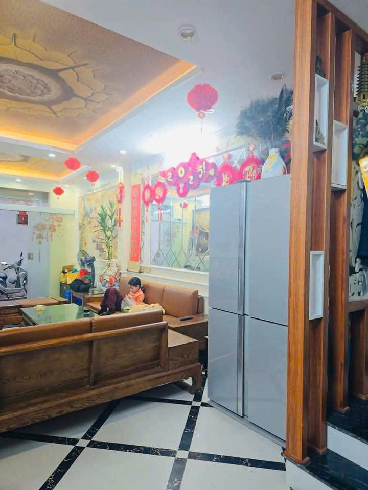 Nhà MẶT PHỐ MẶT TIỀN KHỦNG 95 m giá 35 tỷ,Hoàng Văn Thái Thanh Xuân,