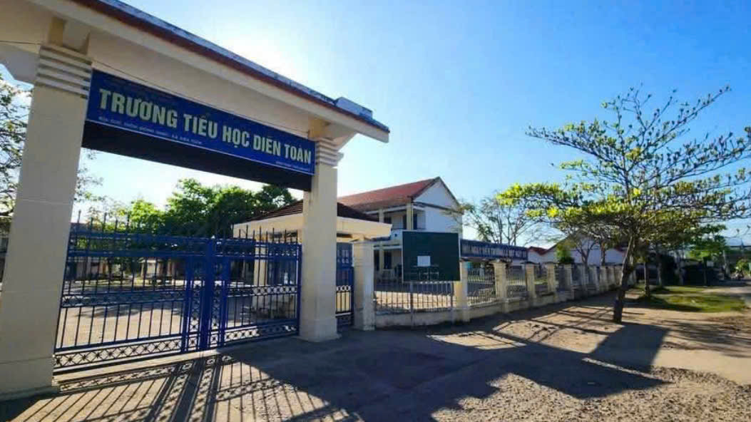 BÁN ĐẤT TẶNG NHÀ CẤP 4 ĐƯỜNG OTO GẦN BÊN TRƯỜNG TIỂU HỌC DIÊN TOÀN
- > 💰💰Giá bán 2 tỷ 350 triệu