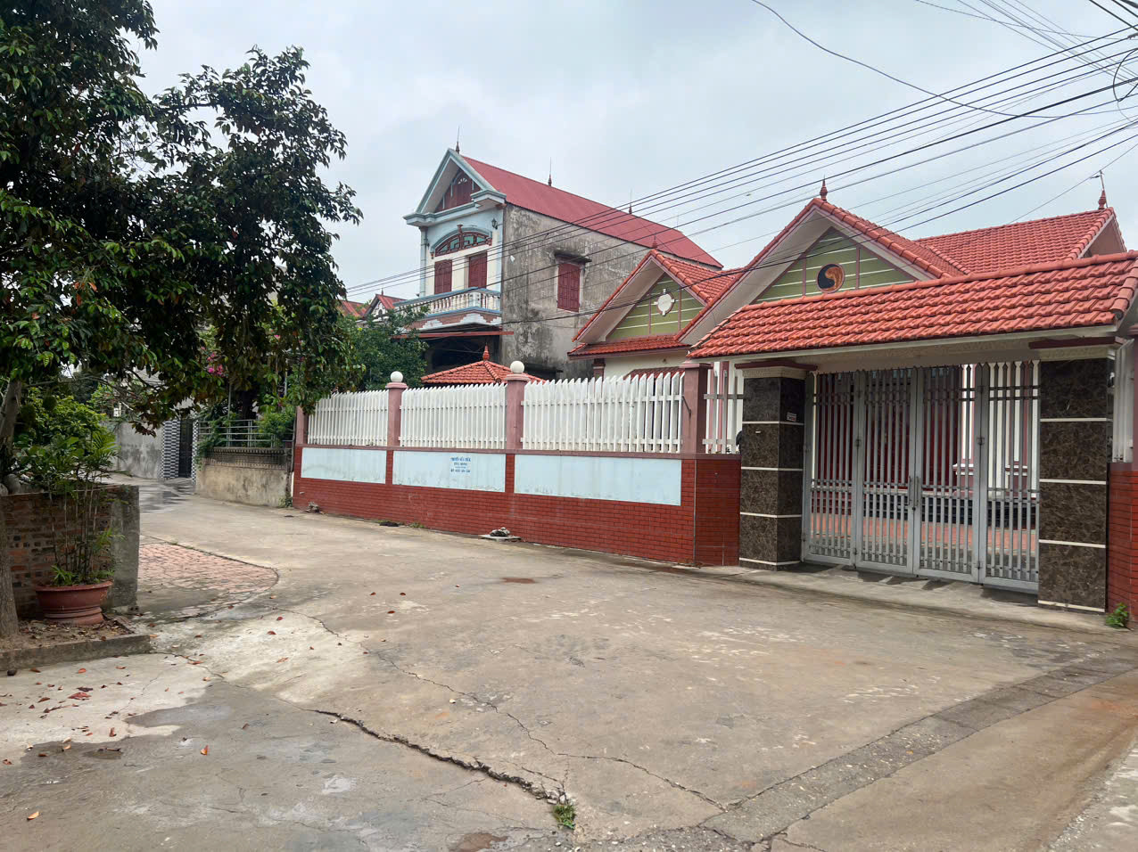CHÍNH CHỦ CẦN BÁN NHÀ MÁI THÁI ĐẸP – FULL THỔ CƯ TẠI BẮC GIANG
