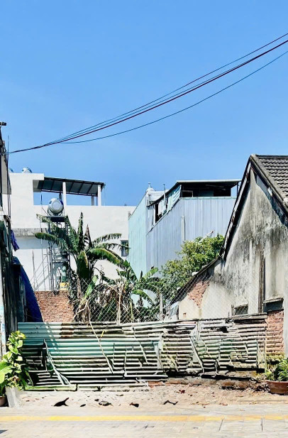 1 CĂN DUY NHẤT, MẶT TIỀN SÁT BIỂN THAY VÌ Ở KIỆT BÊ TÔNG 4.4 tỷ
