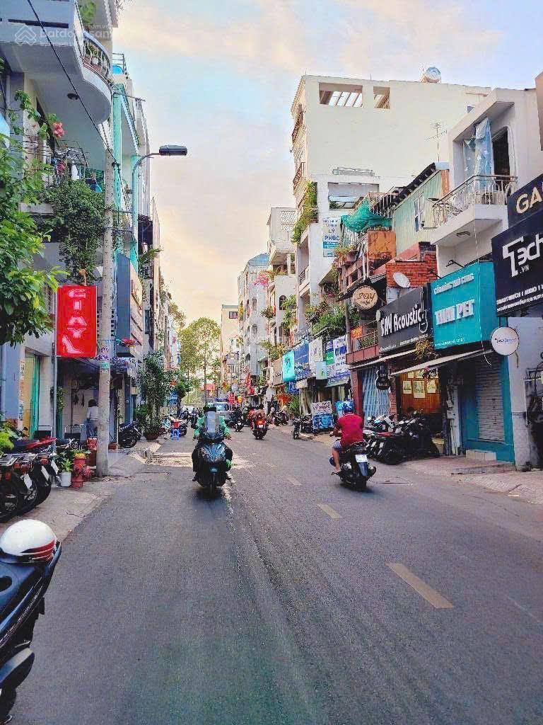 *@@10TỶ XÍU XIU_Nhà Mặt Tiền KD Ngay Nguyễn Biểu – Cao Đạt Quận 5, 4Tầng,Giao Nhà Ngay.