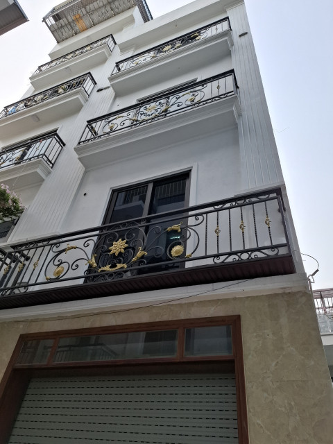 NHÀ ĐẸP THỤY PHƯƠNG - BẮC TỪ LIÊM - DT30M2 -  5 TẦNG - GIÁ 5,3 TỶ - NGÕ THÔNG THOÁNG - ĐỂ Ở , KINH DOANH