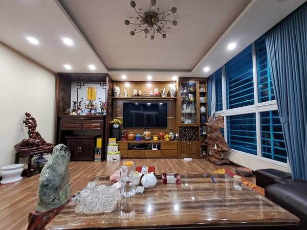 LÔ GÓC XUÂN ĐỈNH,HÀ NỘI – GARA Ô TÔ – DÂN XÂY – FULL NỘI THẤT GIÁ 13.9 TỶ