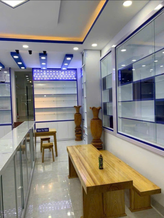 Bán nhà 2 mặt tiền kinh doanh đường Ngô Đến - Vĩnh Phước, Nha Trang 
- Giá bán: 5tỷ5