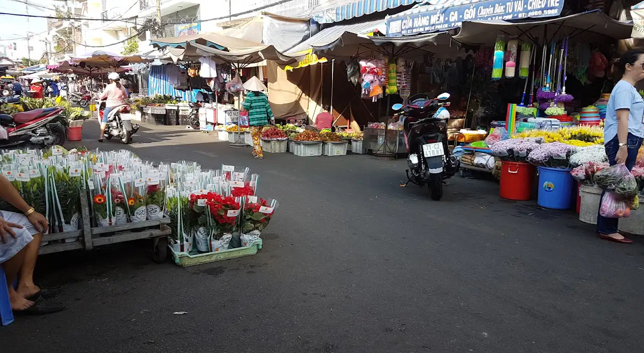 MẶT TIỀN CHỢ PHƯỜNG 18 •TÂN PHÚ •5TẦNG •NHỈNH 7 TỶ