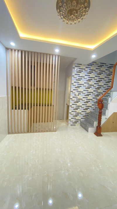 TÂN PHÚ - HẺM BA GÁC - NHÀ CỰC ĐẸP Ở NGAY MÀ CHỈ 2.35 TỶ - 2 TẦNG.