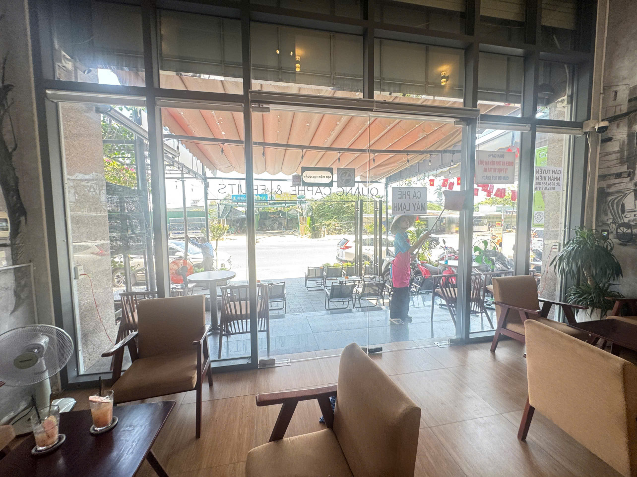 Cần bán Căn Shop House Ct2 Phước Hải - Tố Hữu - Tỉnh Khánh Hoà
 Diện tích sàn : 183 m2 
Giá bán : 11 tỷ530 triệu 
Phí thuế ai nấy chịu