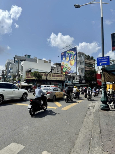 Bán nhà Mặt tiền Dương Bá Trạc - gần Nguyễn Văn Cừ, 4,5x17m, 2 Tầng - 2 PN, 15,6 tỷ.