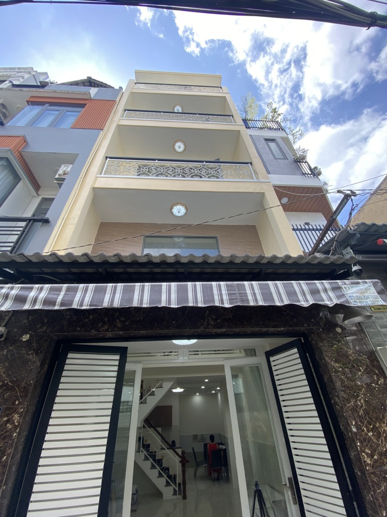 BÁN NHÀ TUYỆT ĐẸP 5 TẦNG 4*10M, NỞ HẬU NHỈNH 6 TỶ, ÂU DƯƠNG LÂN, QUẬN 8, NHÀ MỚI TOANH VÀO Ở NGAY