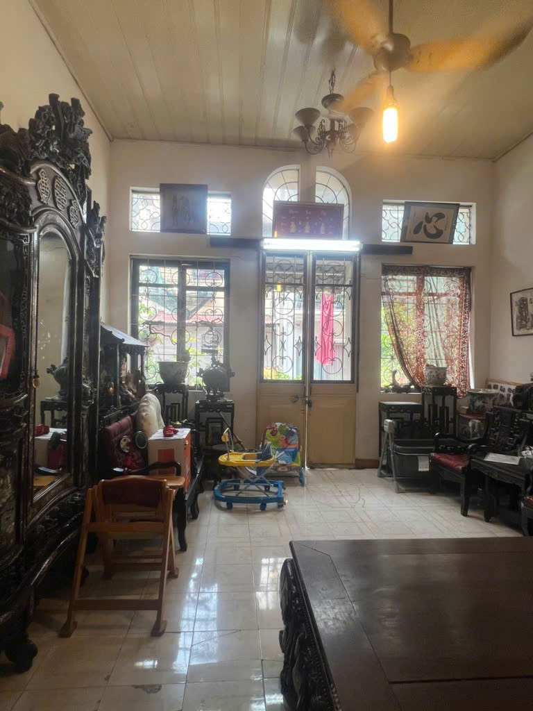 BÁN NHÀ MẶT PHỐ HÀ TRUNG  TRÁI TIM HOÀN KIẾM.  KINH DOANH ĐỈNH . DIỆN TÍCH 64M² x 2 TẦNG 
GIÁ CHÀO: 74 TỶ.CÓ TL