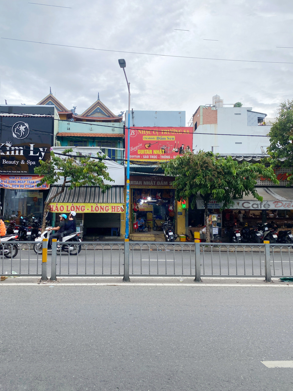 Nhà mặt tiền - Kênh Tân Hóa, Tân Phú – 45m2, 2 tầng, CHỈ 5.3 TỶ, sổ riêng
