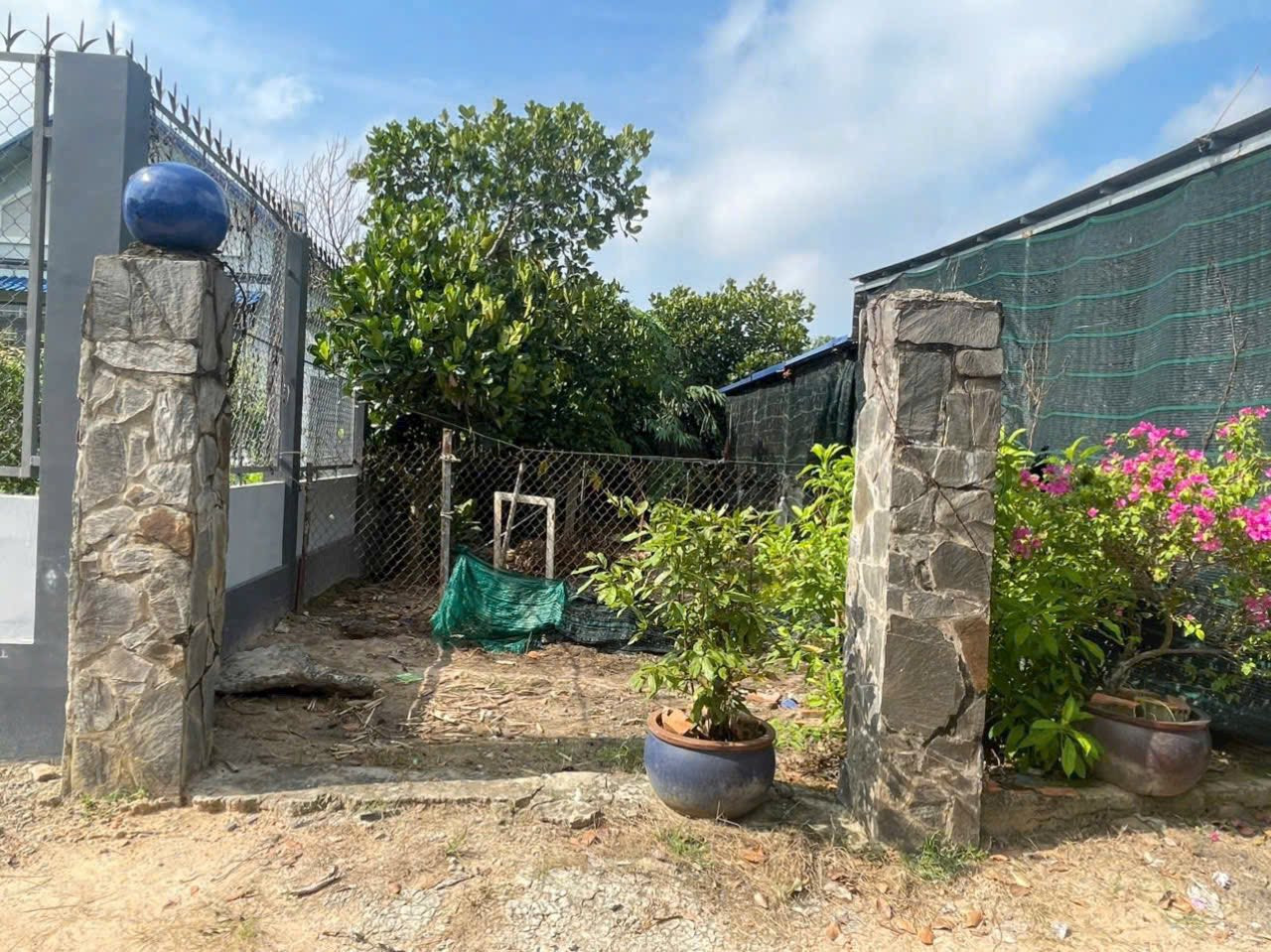 Bán đất 107.7m² ngang 5,4m giá 980 triệu tại Phường Tân An: 0815422197